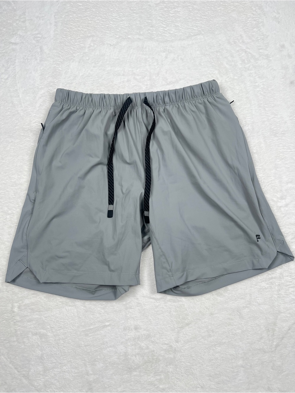 Fabletics The One Shorts 7” Lined Light Gray Size M